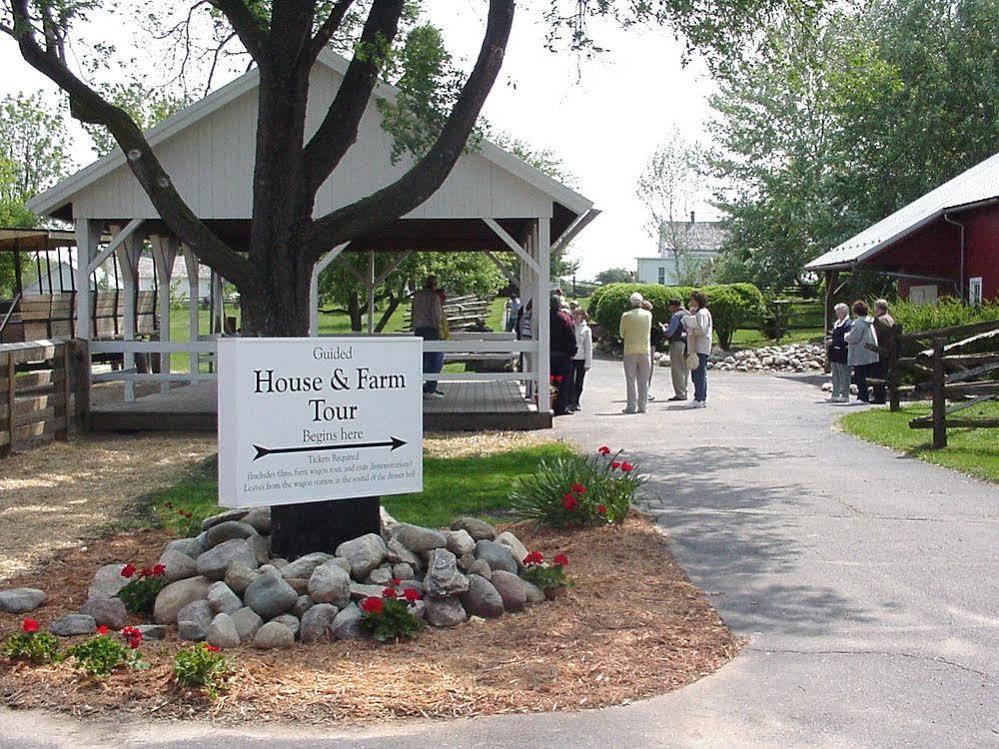 Amish Inn Nappanee Extérieur photo